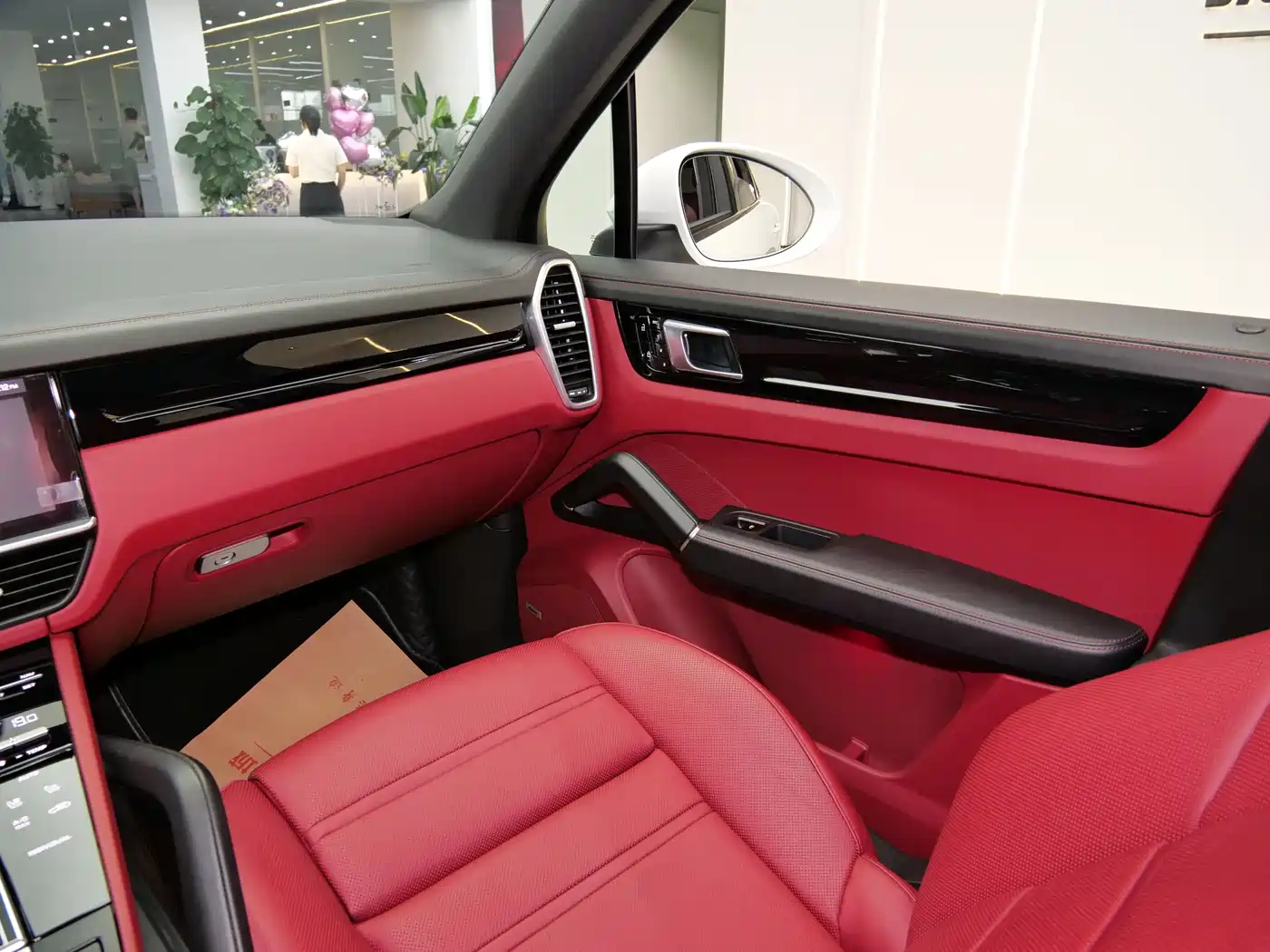 PORSCHE CAYENNE NEW ENERGY