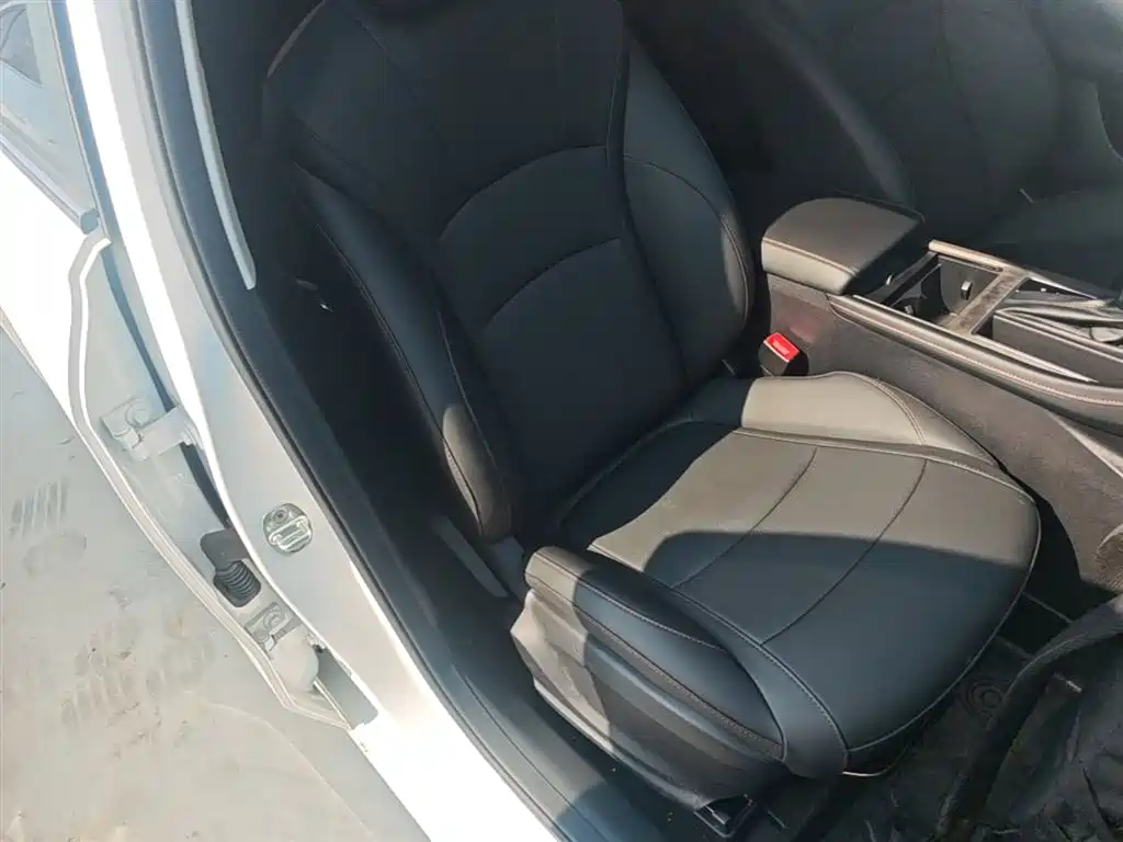 Roewe i5 2026 2026 1.5L CVT Luxury