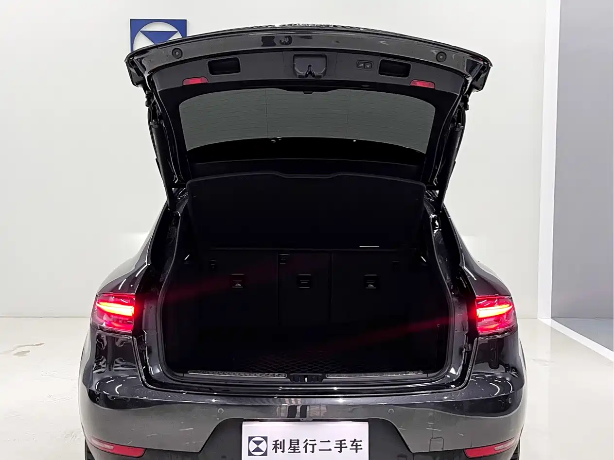 Porsche Macan 2021 Macan 2.0T фото 11