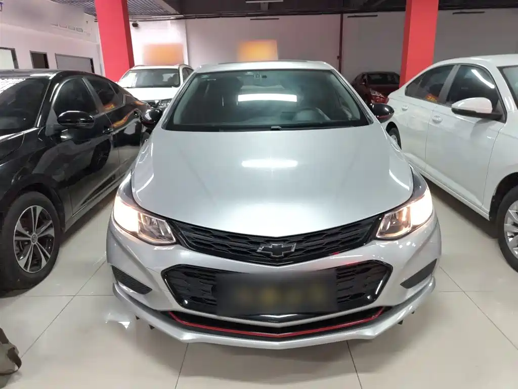 Chevrolet Cruze 2018 Redline 320 Automatic Pioneer Edition фото 3