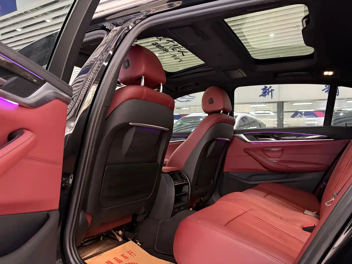 BMW 5 Series 2019 530Li Leading M Sport Package фото 6