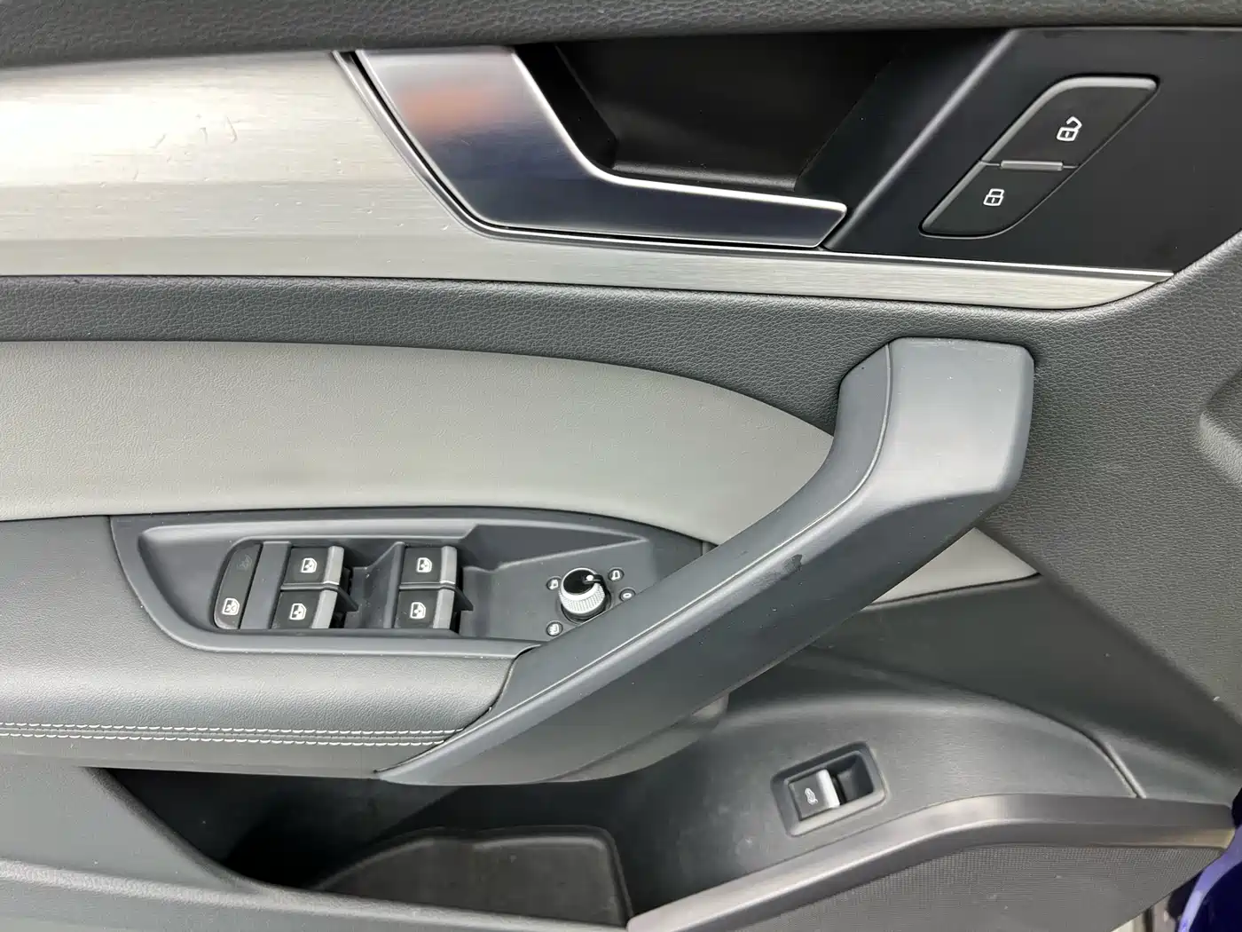 Audi Q5L 2018 40 TFSI Prestige Fashion (China V) фото 3