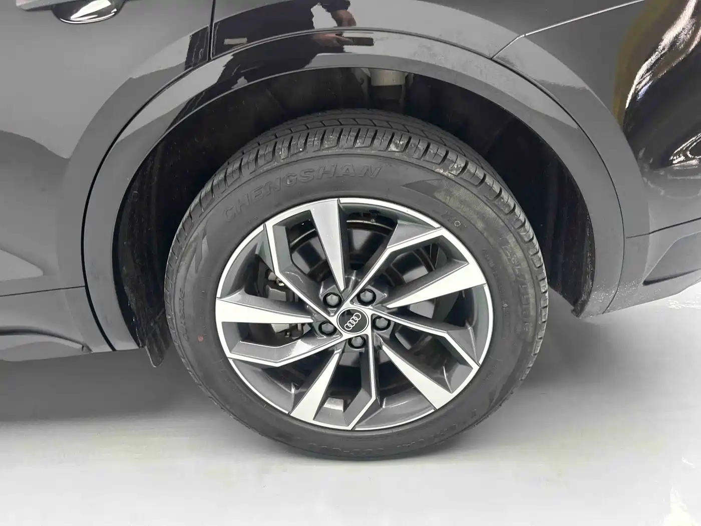 Audi Q5L 2023 40T Luxury Dynamic фото 19