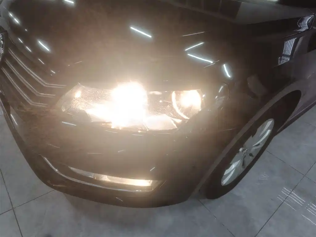 Volkswagen Passat 2013 1.8TSI DSG Zunrong фото 24