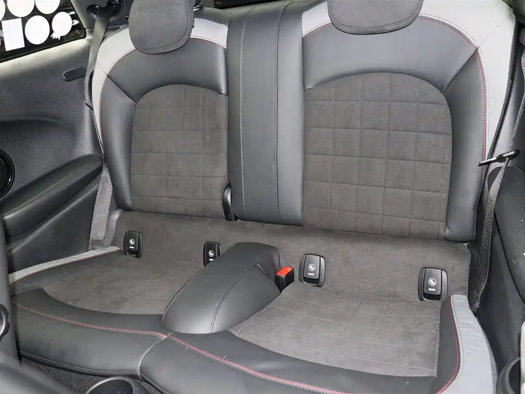 MINI JCW