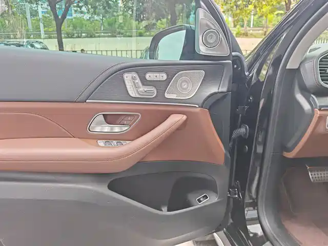 Mercedes-Benz GLS 2024 GLS 450 4MATIC Fashion Edition — фото 5