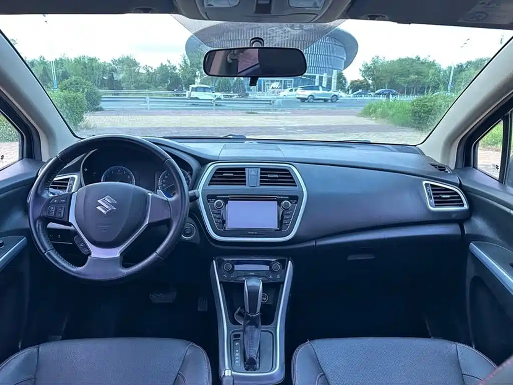 Suzuki SX4 S-Cross 2014 2014 1.6L CVT 2WD Elite