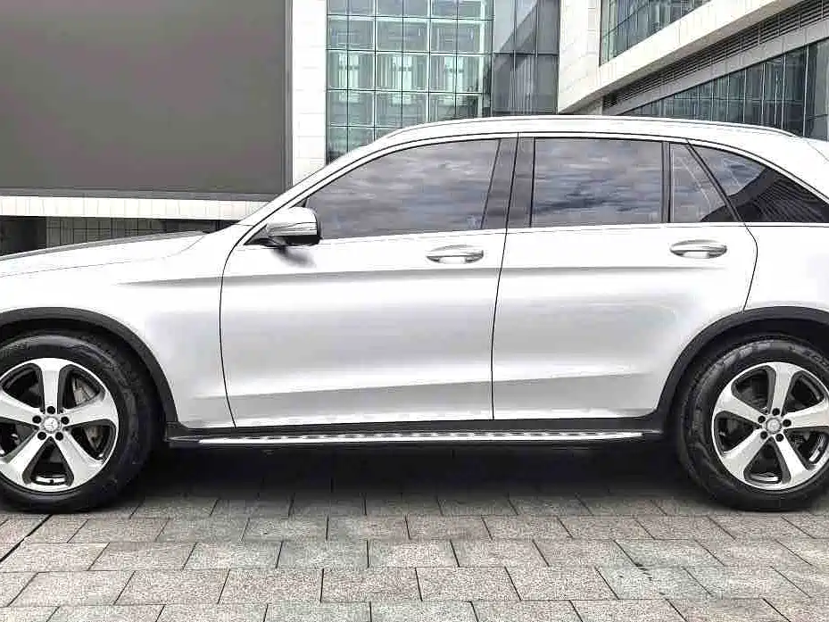 Mercedes-Benz GLC 2016 GLC 300 4MATIC Dynamic фото 5