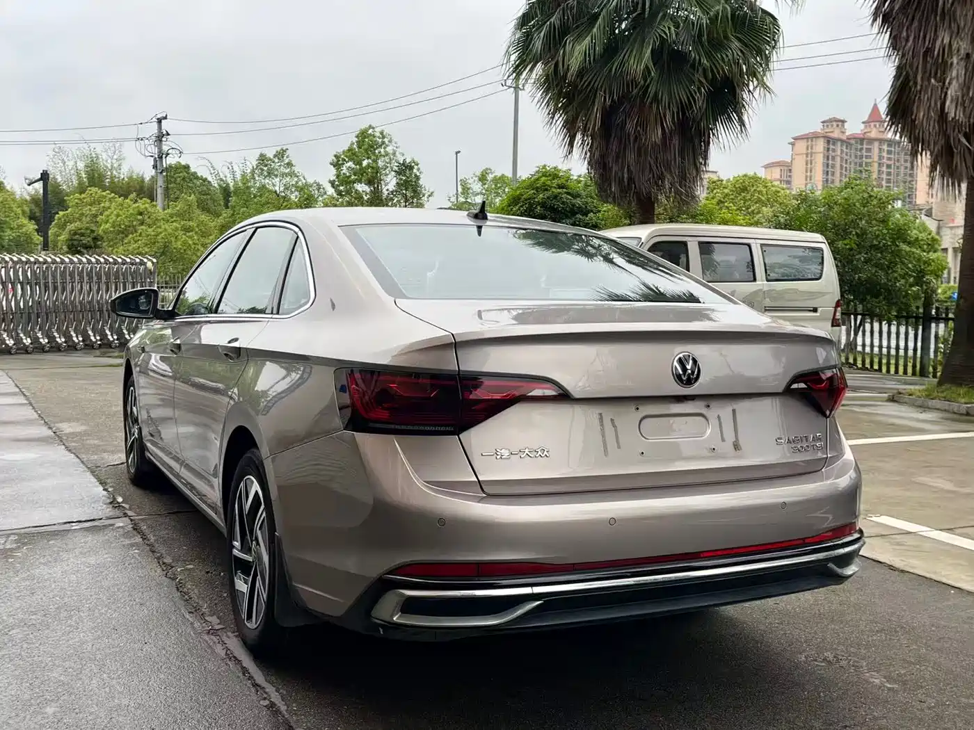 Volkswagen Sagitar 2023 300TSI DSG Surpassing Edition фото 6
