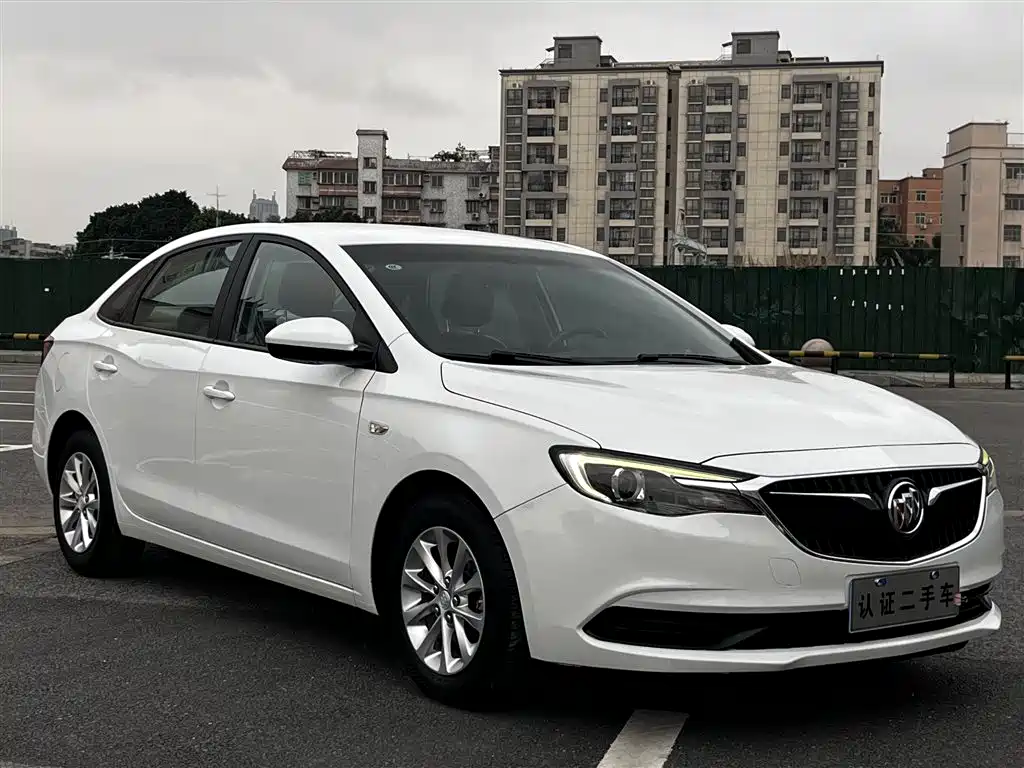 Buick Excelle 2018 15T DCT Progressive (China V) фото 4