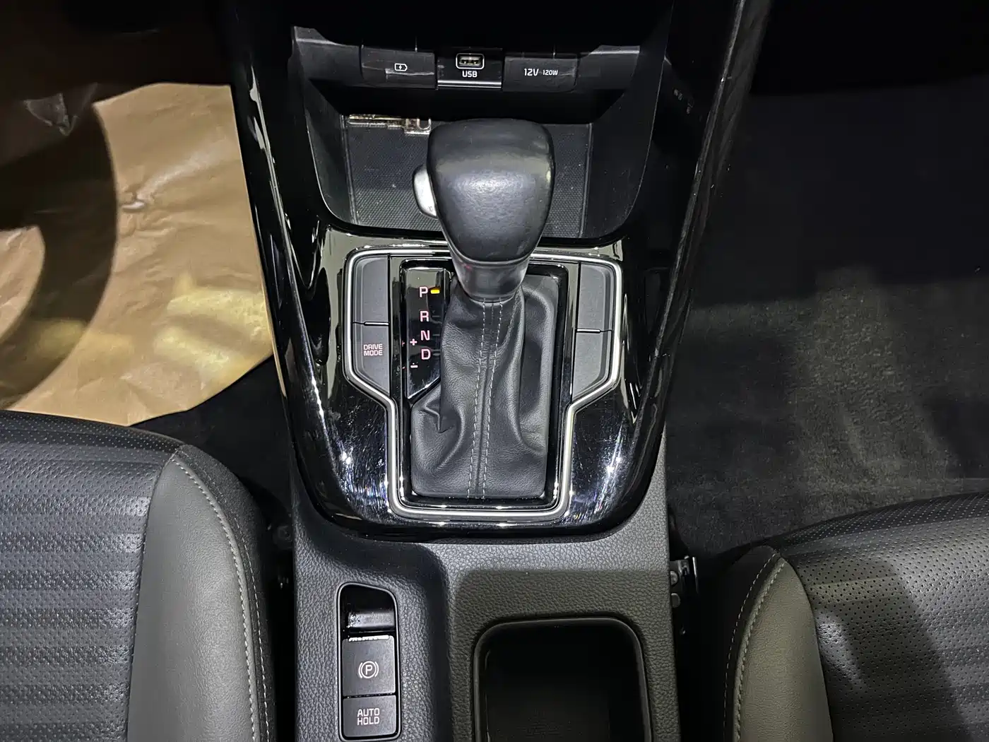 Kia Sportage 2019 2.0L Automatic Smart Luxury Edition фото 14