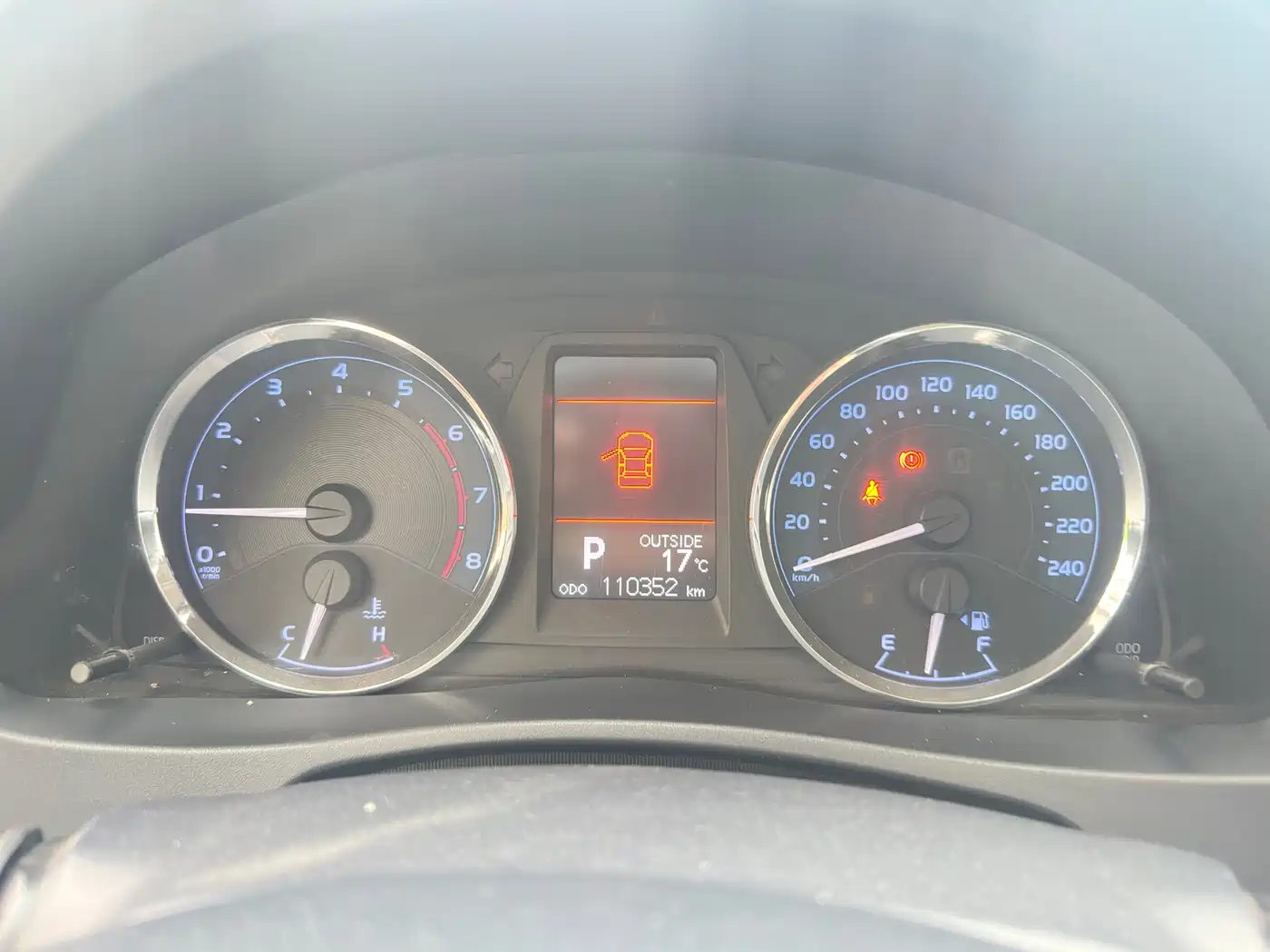 Toyota Corolla 2017 Facelift 1.2T S-CVT GL-i фото 21