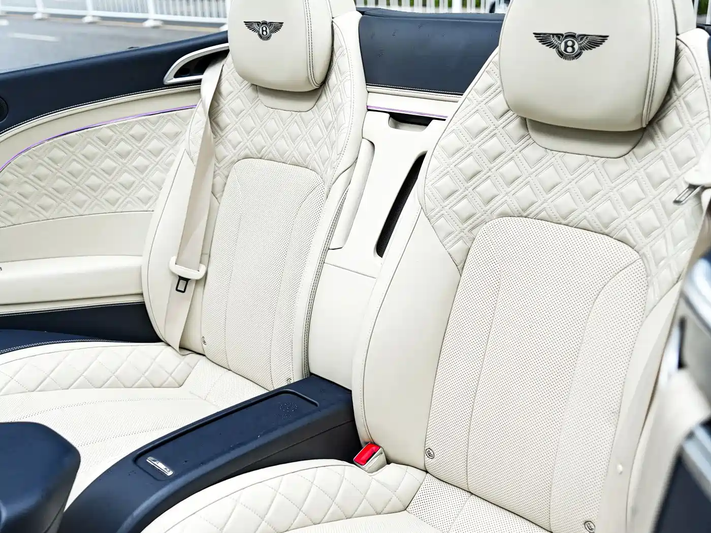 Bentley Continental 2019 6.0T GT W12 Convertible фото 12