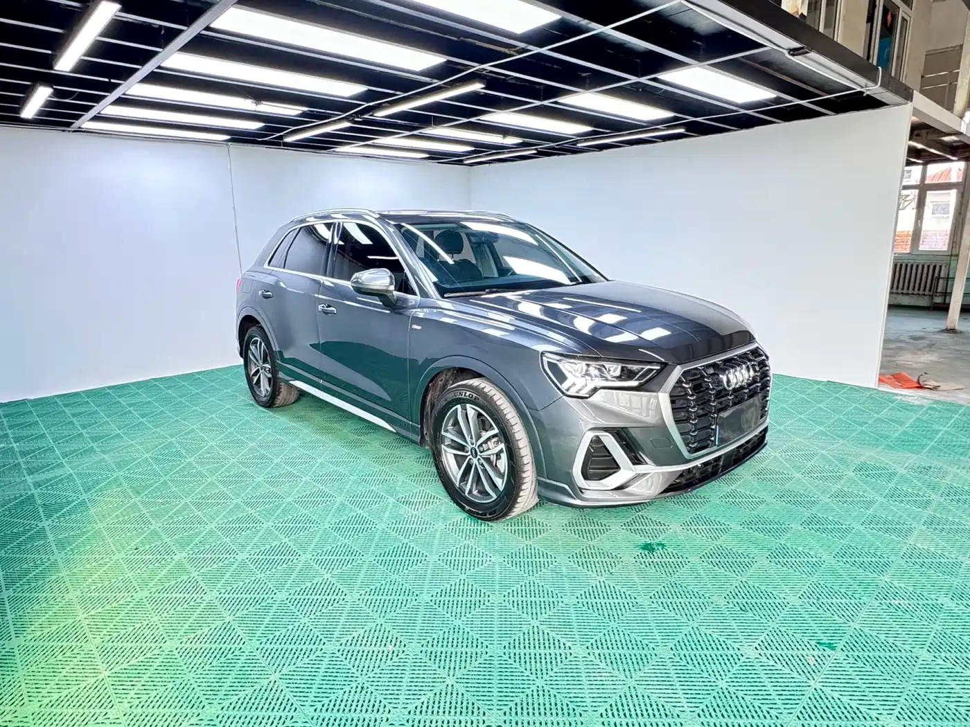 Audi Q3 2023 35 TFSI Progressive Dynamic (1.4T) фото 3