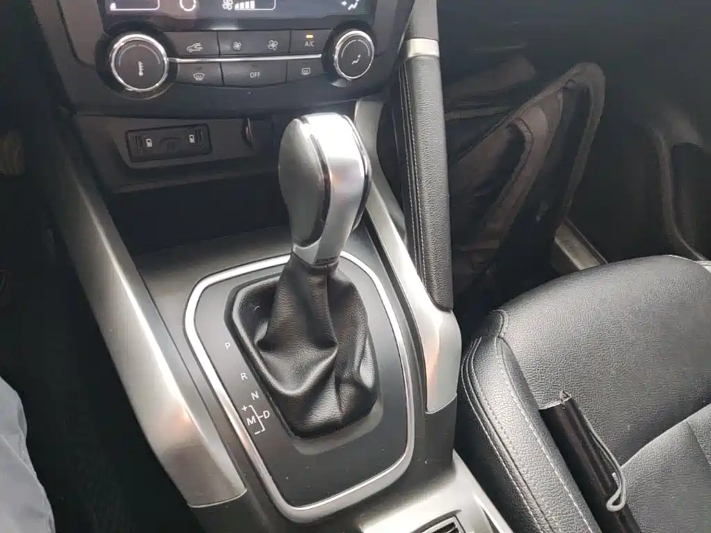 Renault Kadjar 2019 2019 SCe200 Automatic 2WD Smart Benefit Anniversary China V
