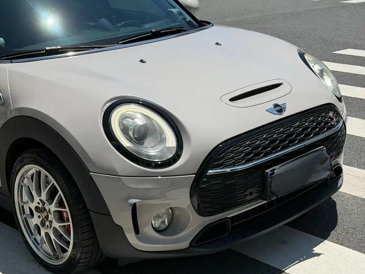 MINI CLUBMAN 2016 2.0T COOPER S Geek Edition фото 8