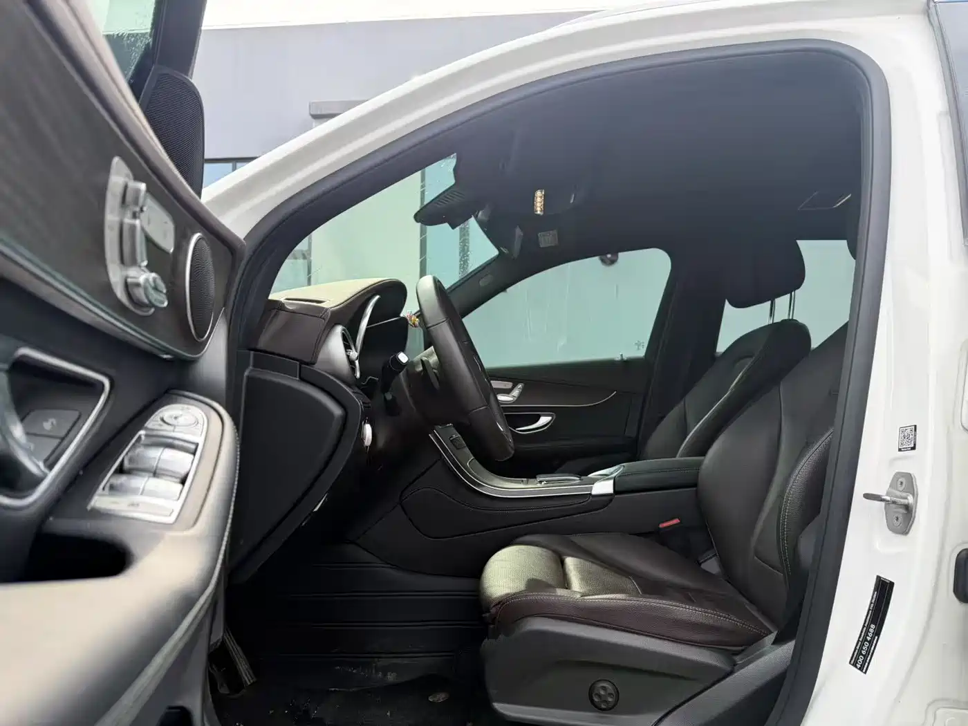 Mercedes-Benz GLC 2022 Model GLC 260 L 4MATIC Luxury Edition фото 4