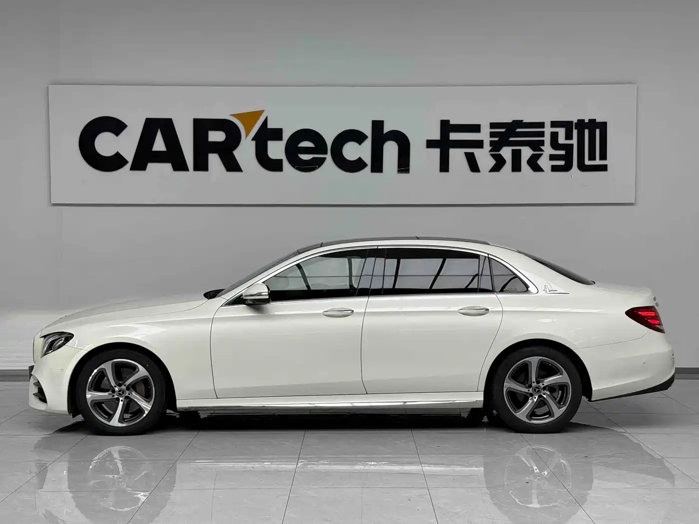 Mercedes-Benz E-Class 2018 E 300 L Sport Luxury фото 4