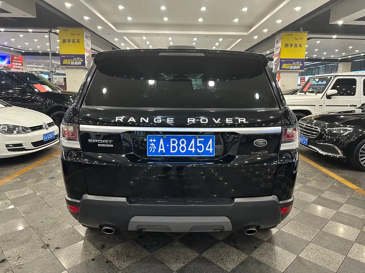 Land Rover Range Rover Sport 2016 Model 3.0 SC V6 SE фото 10