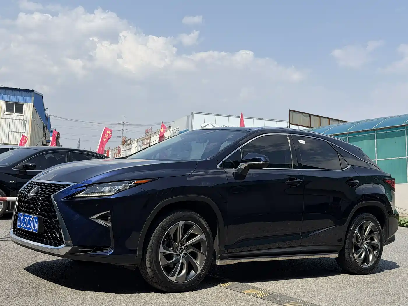 Фото 1 - Lexus RX