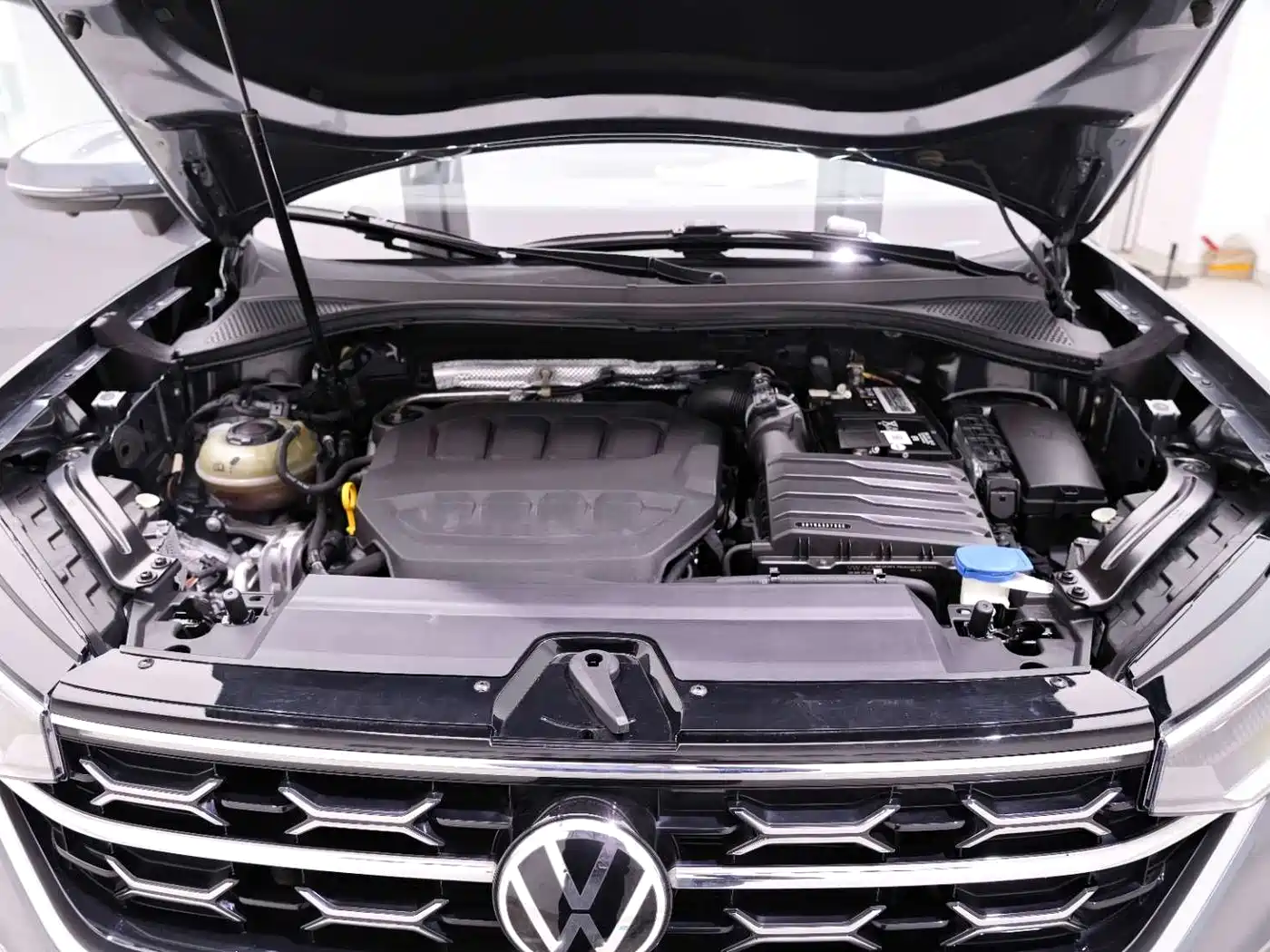 Volkswagen Tayron 2023 330TSI 2WD Luxury Plus Advanced Edition фото 24