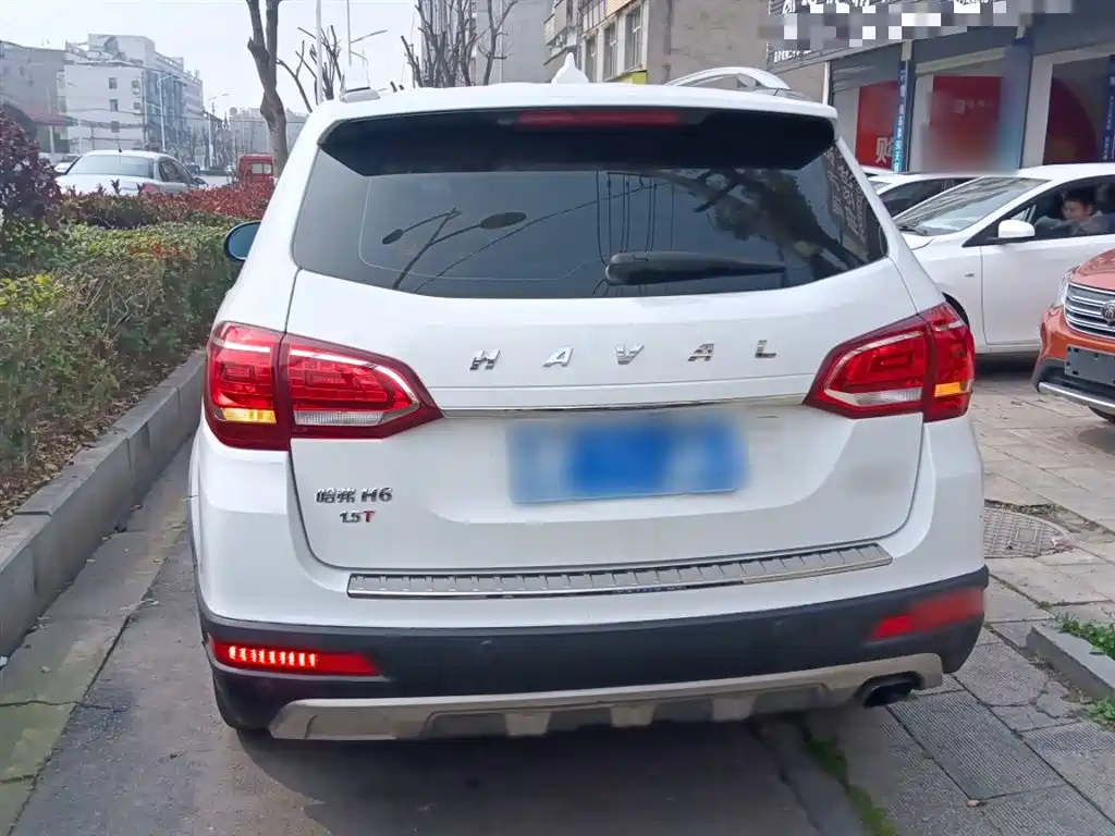 Haval H6 2015 Facelift Sport Edition 1.5T Manual 2WD Elite фото 4