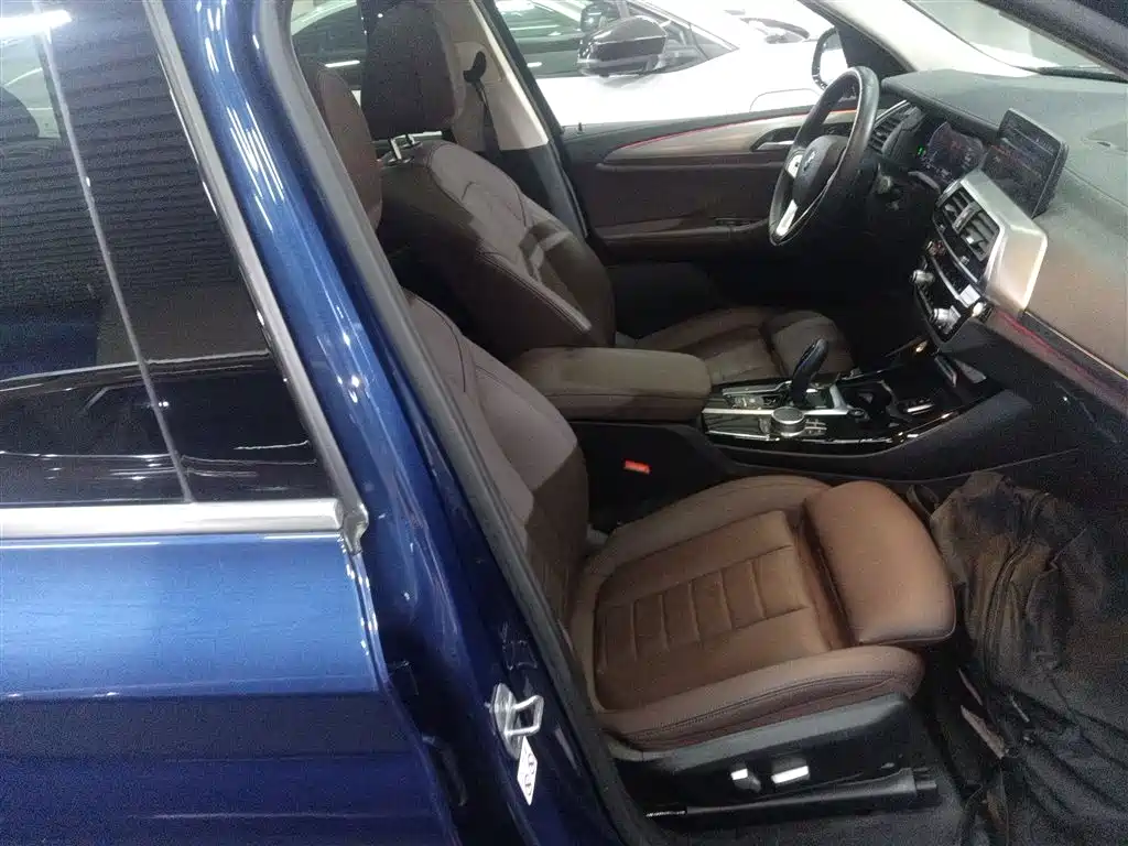 BMW iX3 2021 Facelift Leading фото 20
