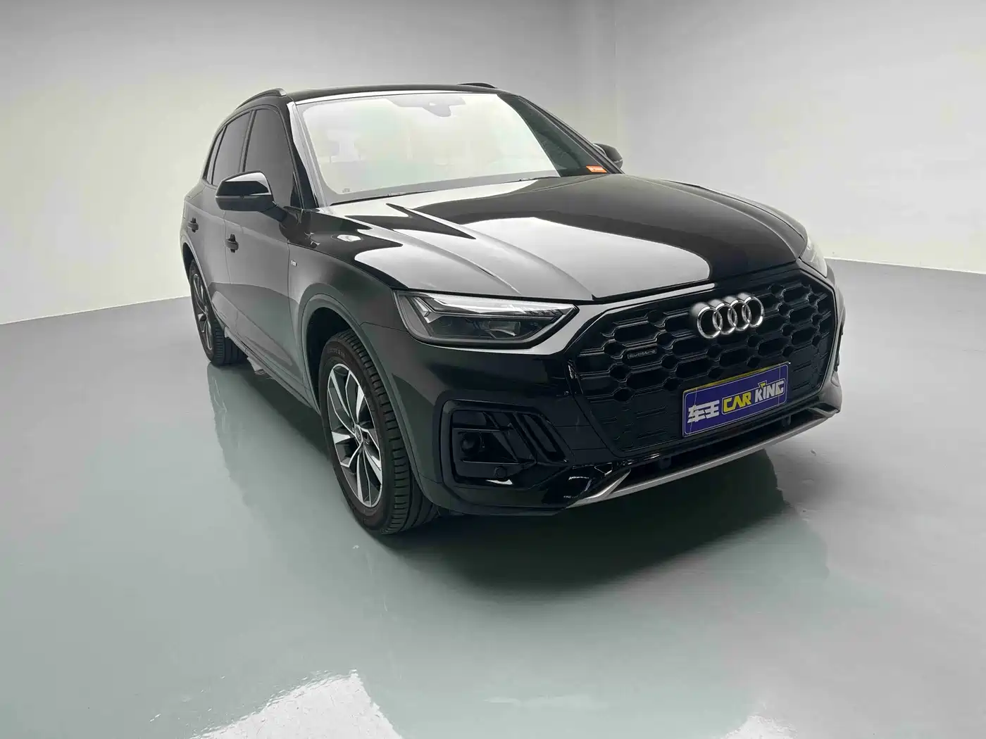 Audi Q5L 2023 40T Luxury Dynamic фото 3