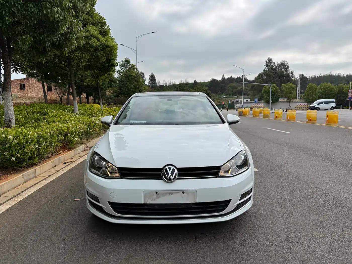 Volkswagen Golf 2014 1.4TSI Automatic Luxury фото 2