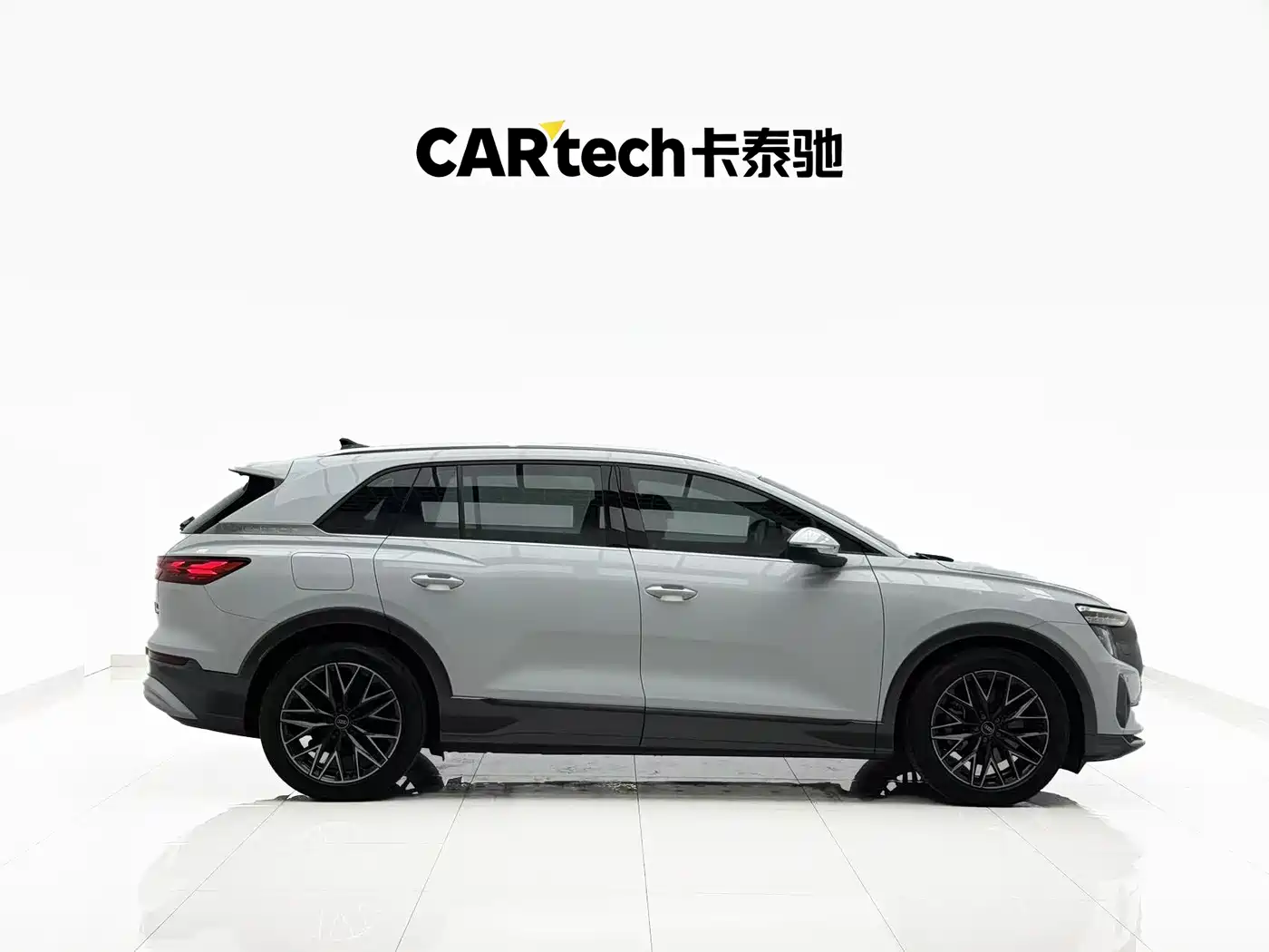 Audi Q5 e-tron 2023 40 e-tron Starlight Edition Mecha Package фото 4