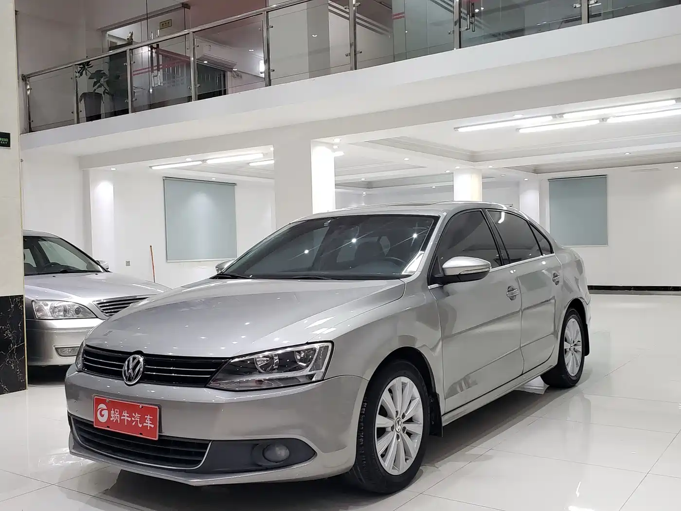Volkswagen Sagitar 2014 Facelift 1.6L Automatic Comfort