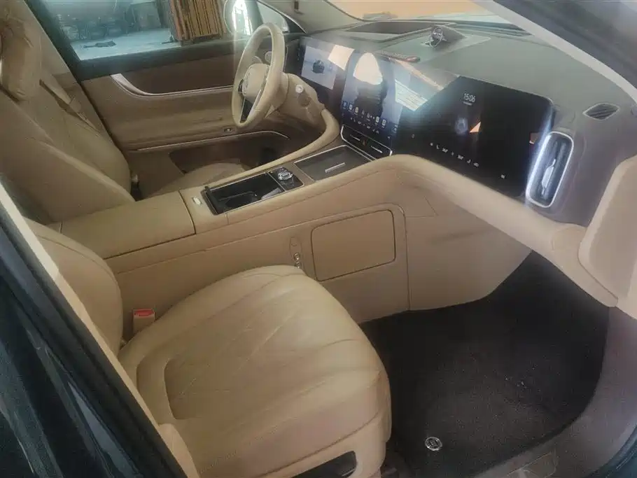 AITO Wenjie AITO M9 2024 Pure Electric Max Edition 100kWh 6-Seater фото 8