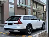 Photo 7 - Volvo V90
