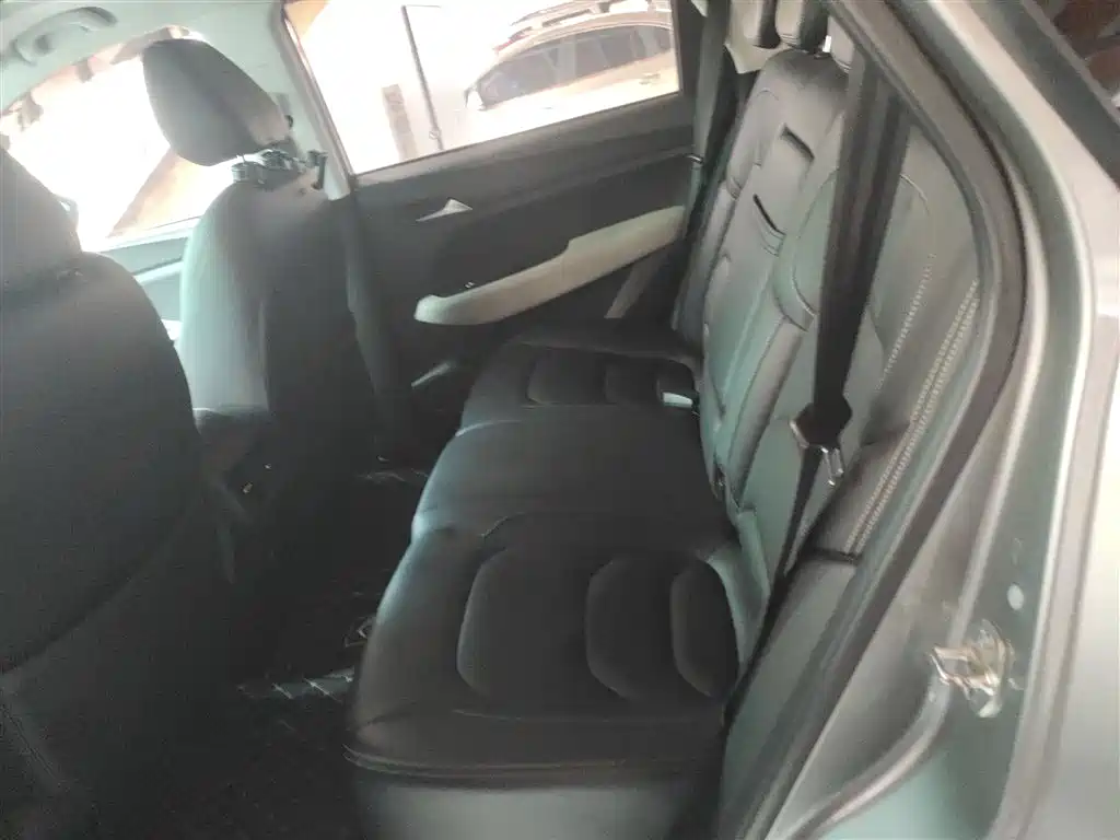 BAOJUN 530