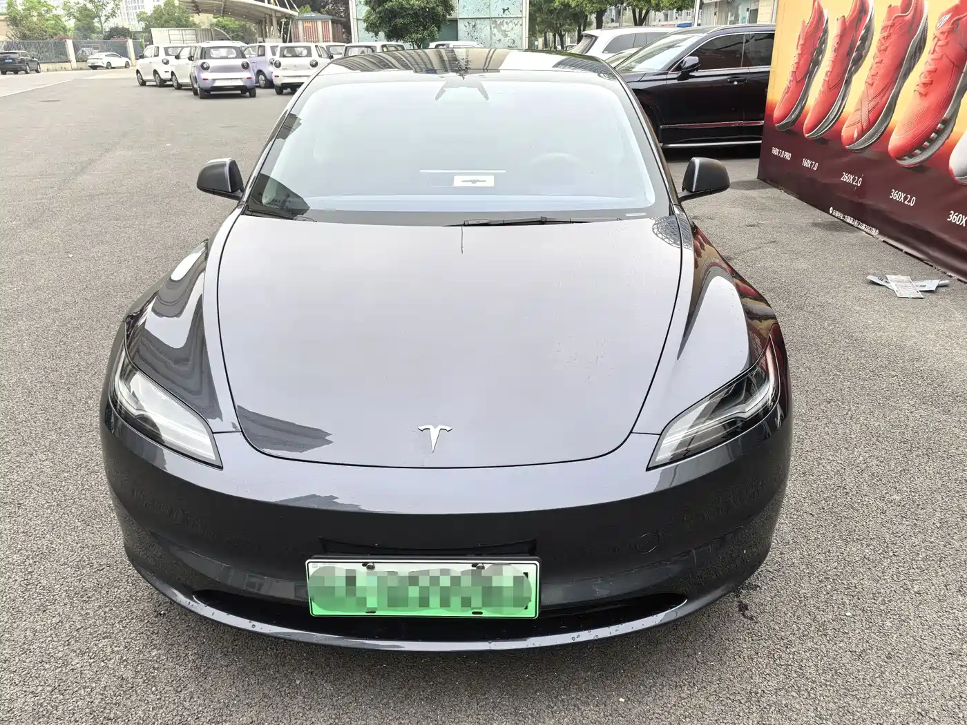 TESLA MODEL 3