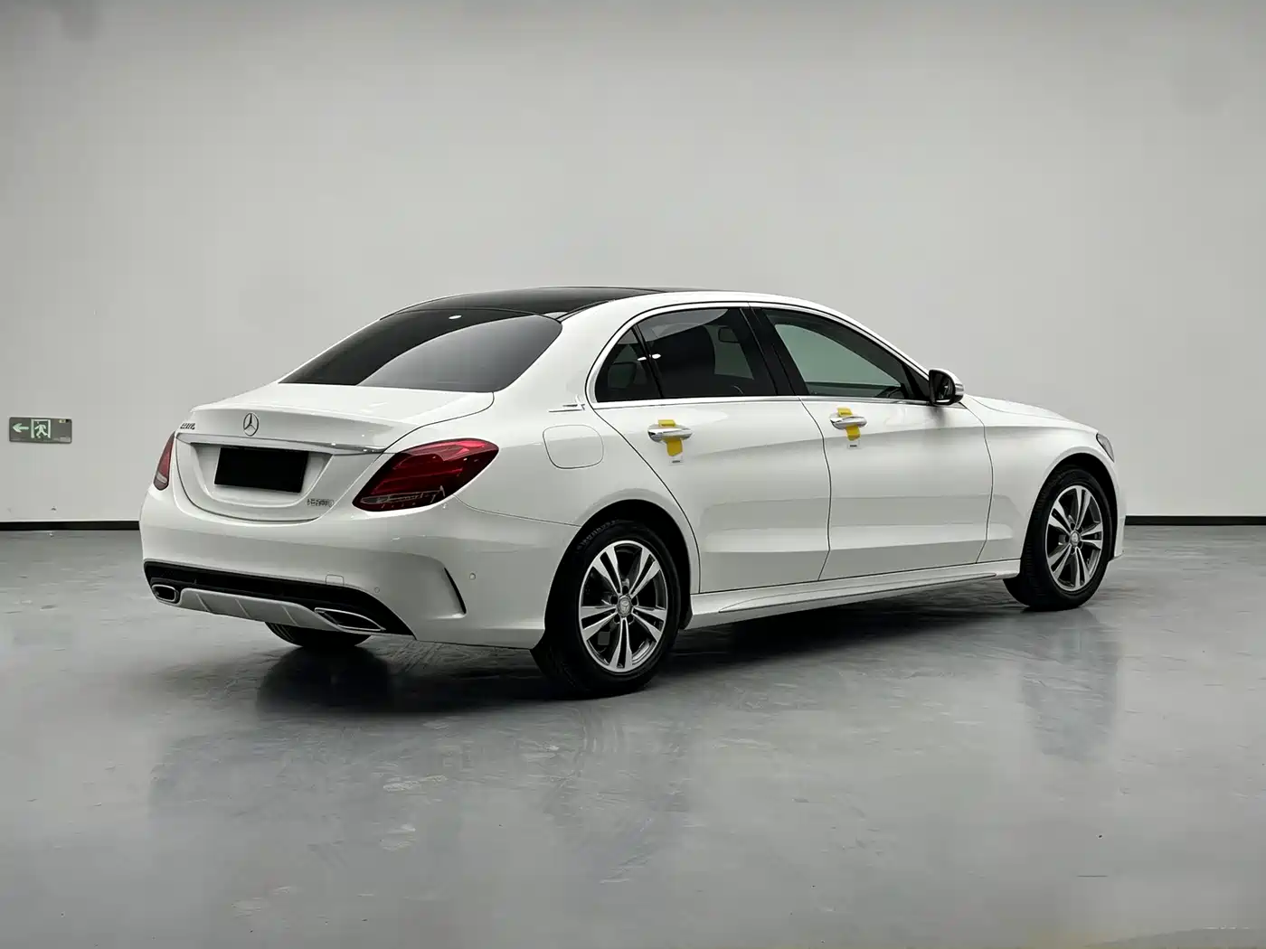 Mercedes-Benz C-Class 2016 C 200 L Sport фото 5