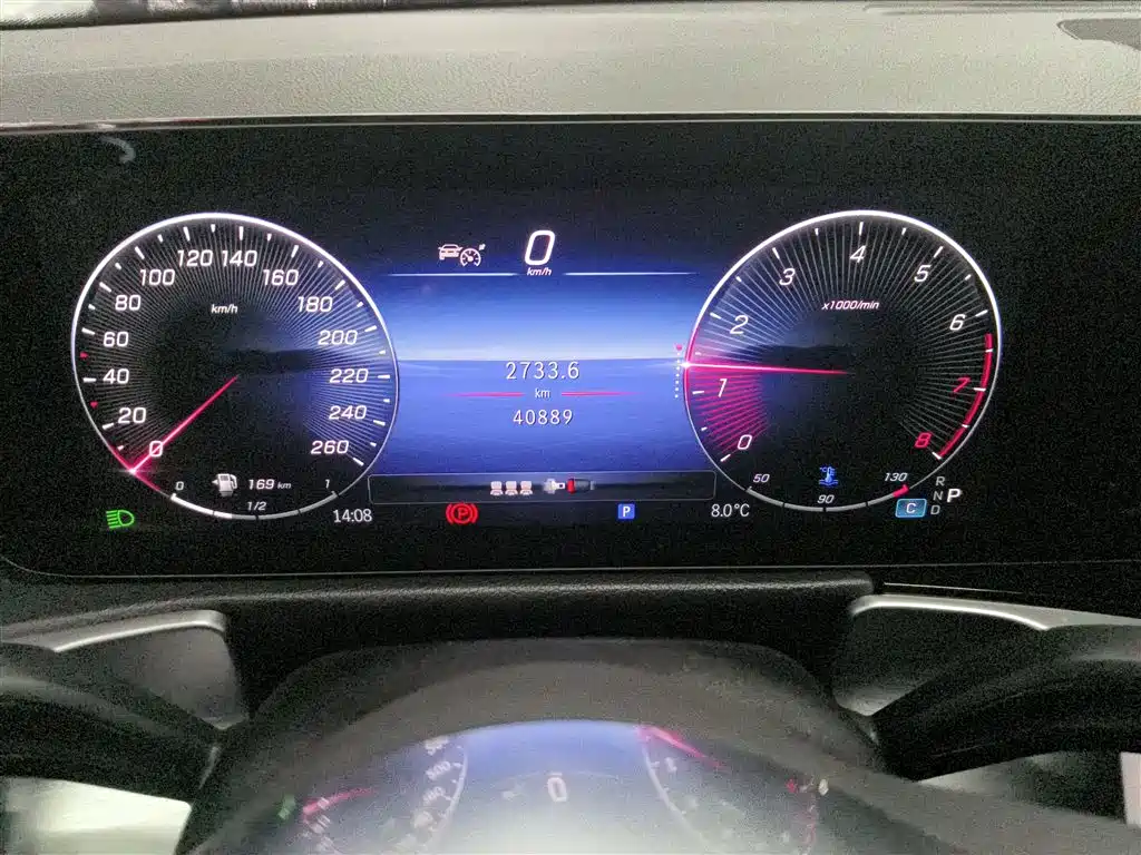 Mercedes-Benz GLB 2024 GLB 200 Dynamic фото 8