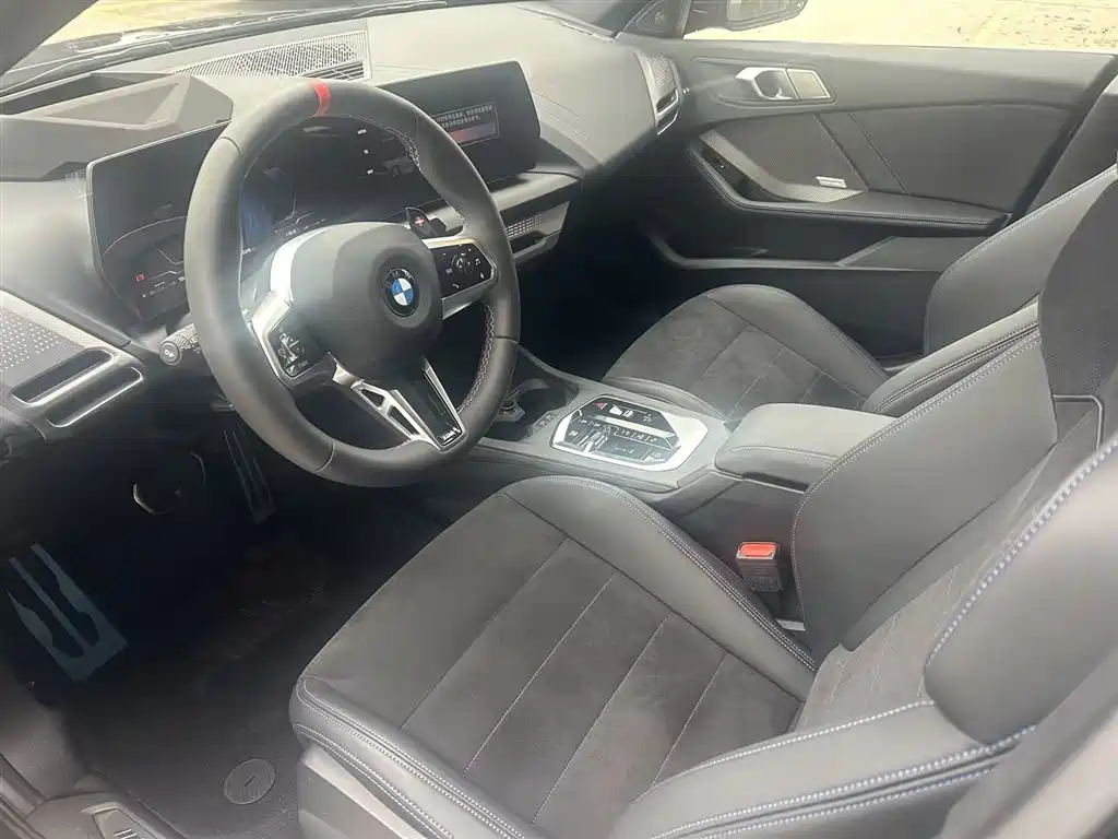 BMW M235L 2025 M235L фото 6