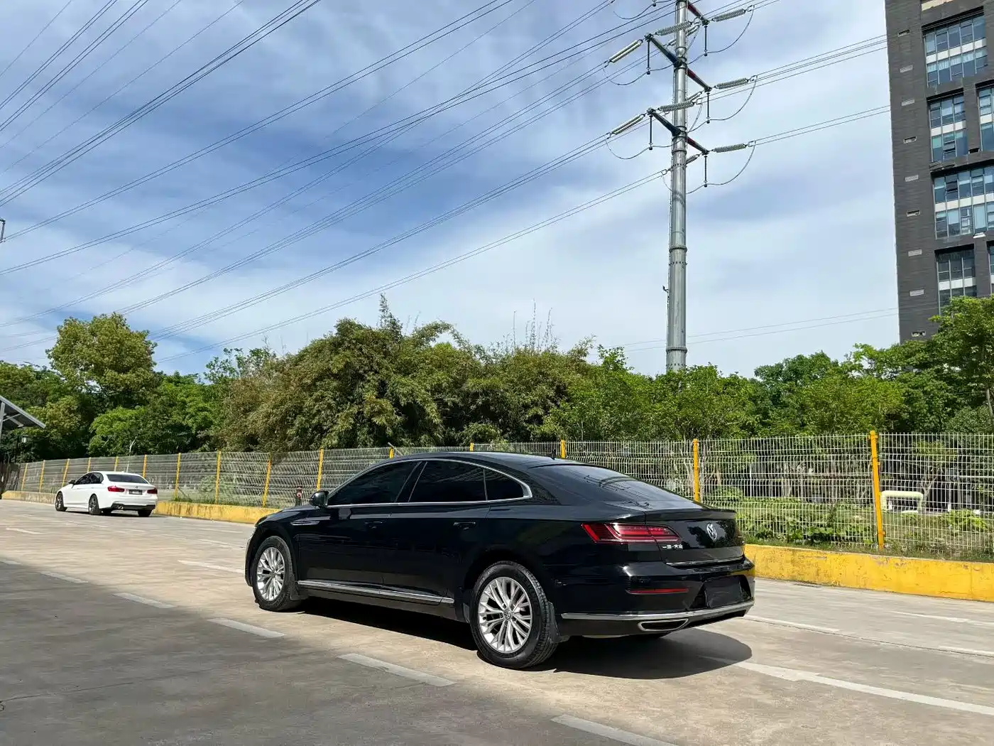 Volkswagen FAW-Volkswagen CC 2019 330TSI Charm Edition China VI фото 7