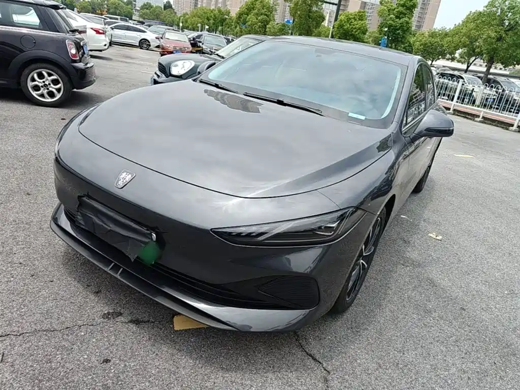 Roewe D7 2025 DMH 125km World Champion Edition