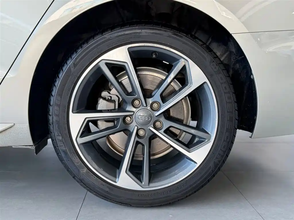 Audi A4L 2020 40 TFSI Fashion Elegance фото 26