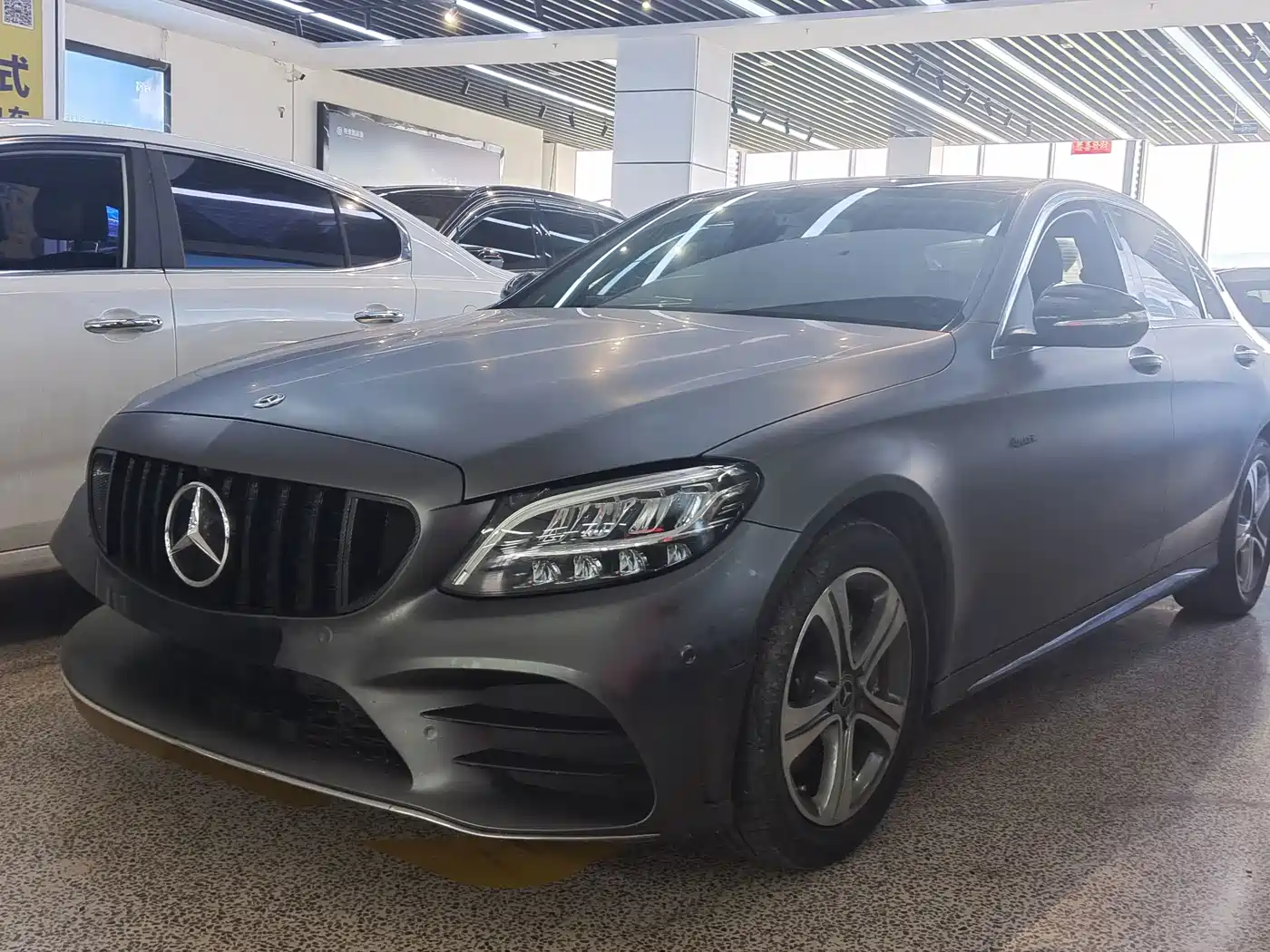 Фото 1 - Mercedes-Benz C-Class