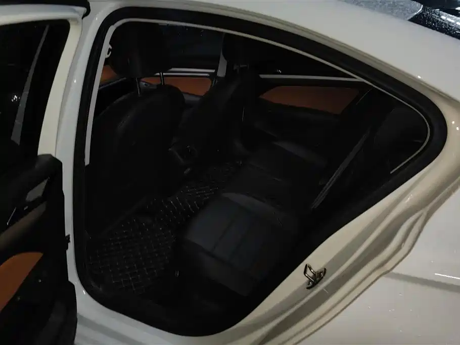 Volkswagen Bora 2024 200TSI DSG Joy Ride PRO Edition фото 11