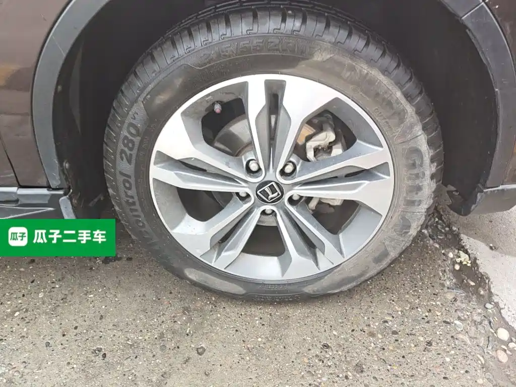 Luxgen U6 SUV 2016 2015 1.8T Innovation Upgrade