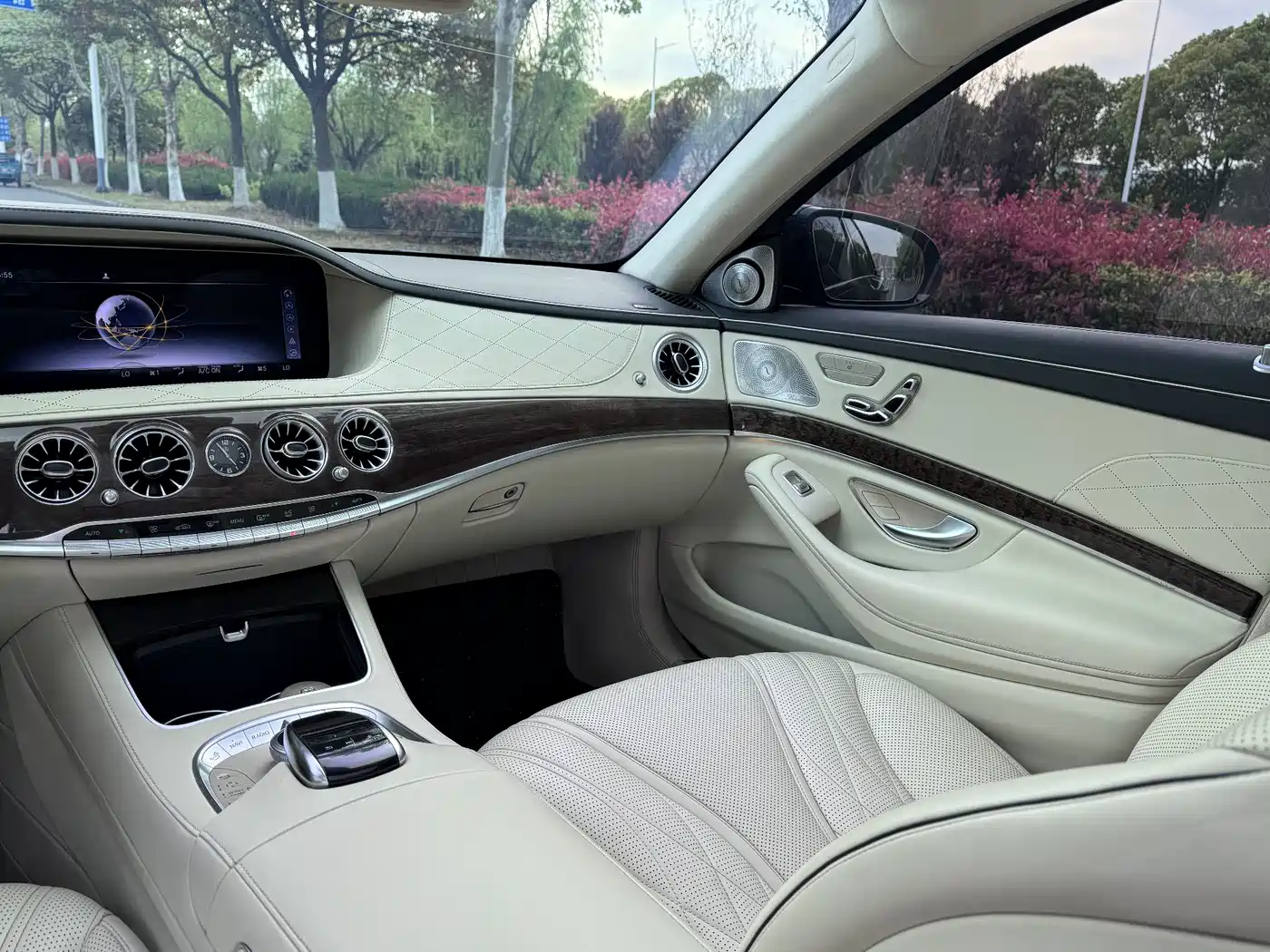 Mercedes-Benz S-Class 2016 S 320 L Luxury фото 19