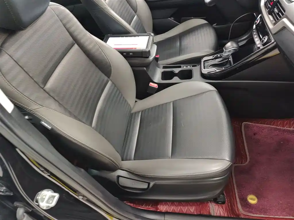 Kia Sportage 2019 2.0L Automatic Smart Luxury Edition фото 20