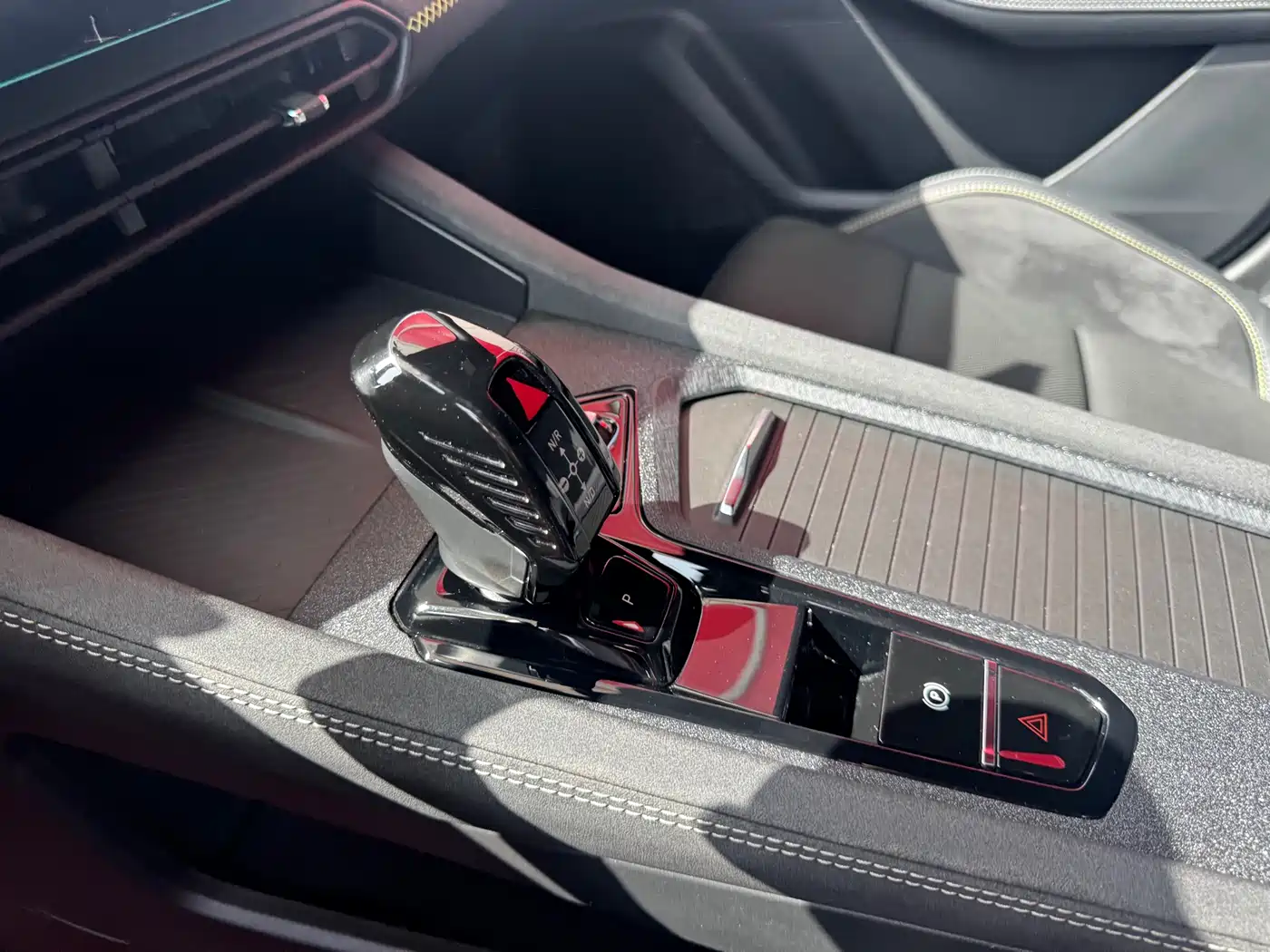 LYNK 03