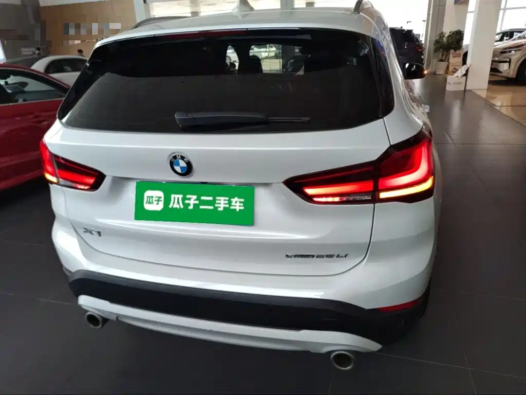 BMW X1 2021 sDrive25Li Leading фото 6