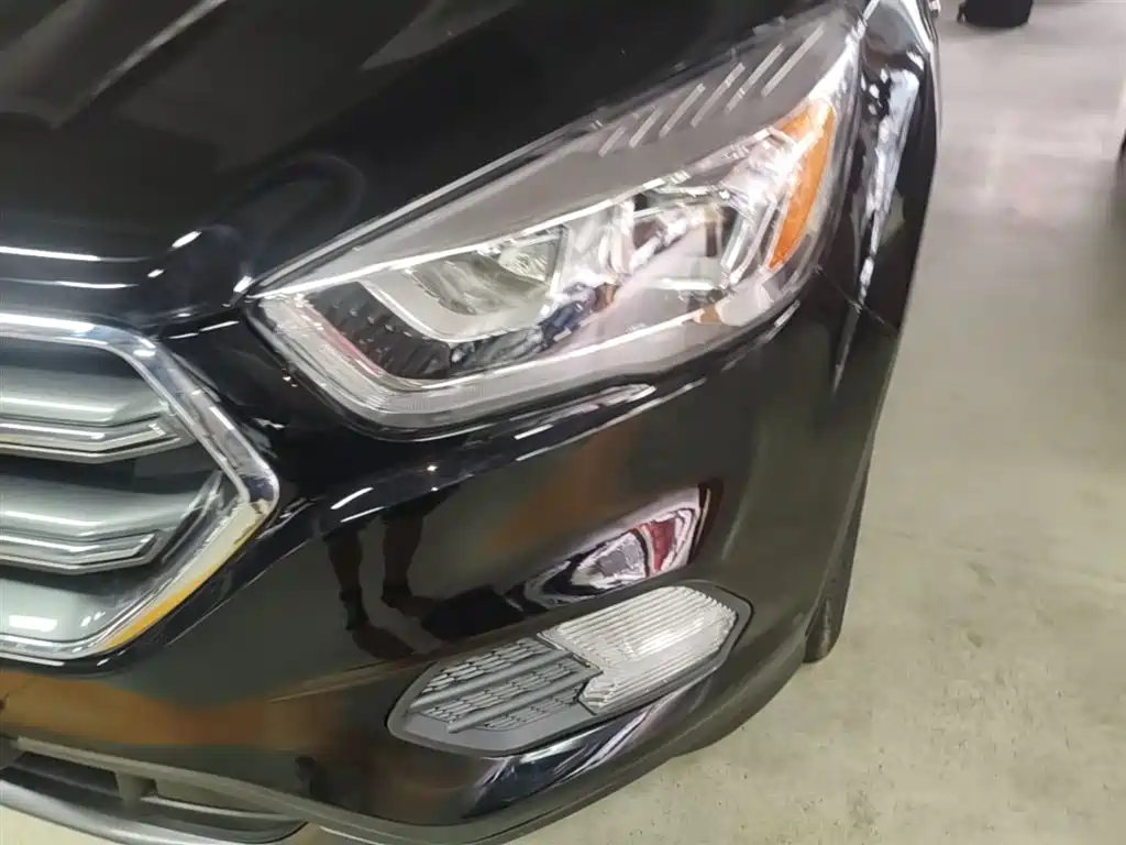 Ford Kuga 2019 2019 EcoBoost 180 2WD Platinum Wing Edition China VI