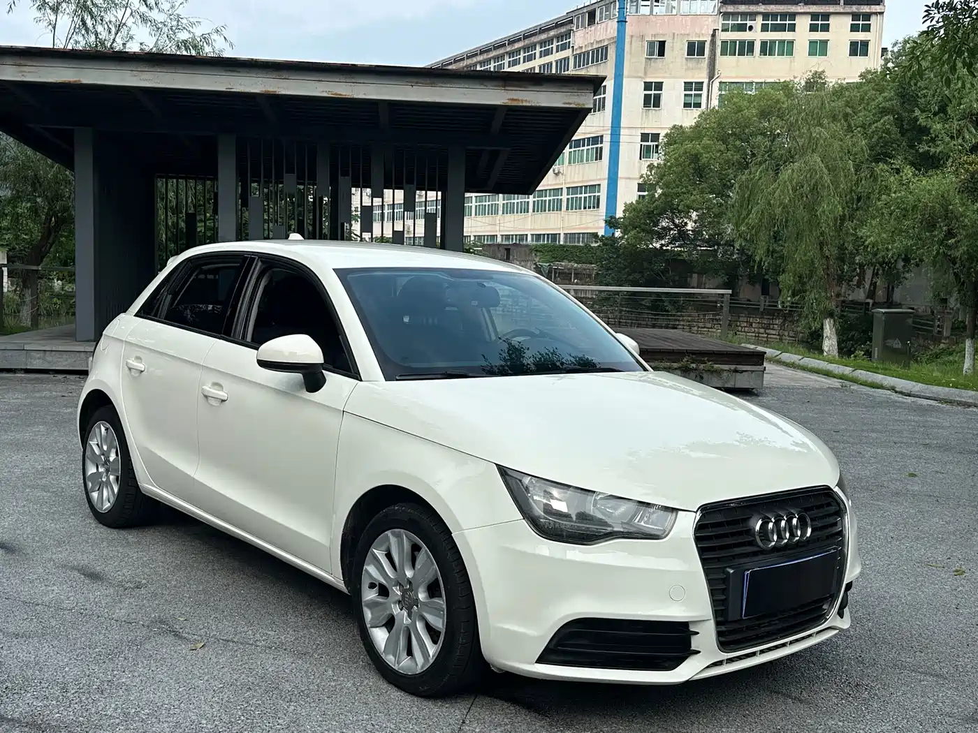 Audi A1 2013 Model 30 TFSI Sportback Urban фото 3